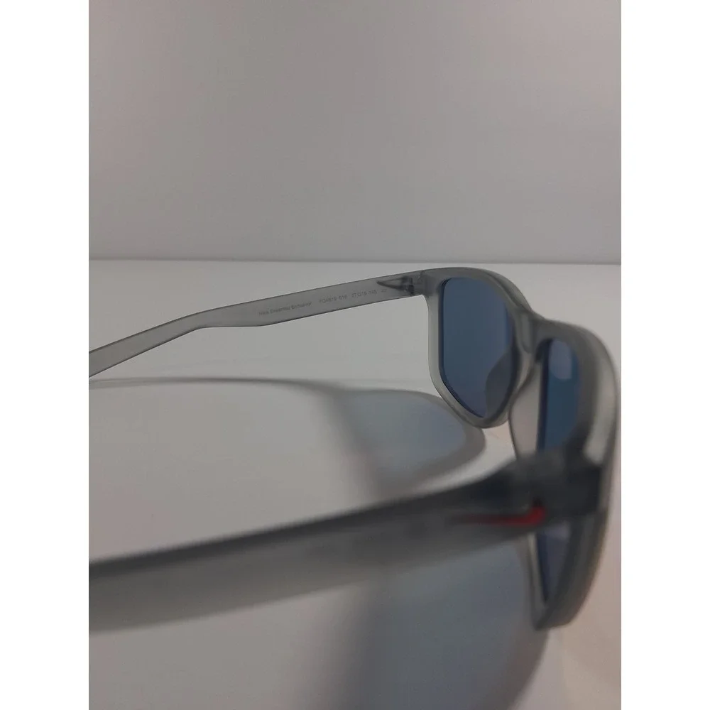 NIKE ESSENTIAL ENDEAVOR FQ4619 016 Sunglasses Matte Gray Frame Gray Red Len 57mm